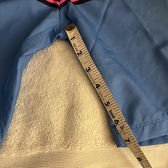 Hurley men’s swim trunks - Picture 5 of 7